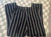 Stripped Crop Pants