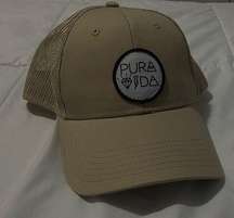 NWOT Cream Pura Vida Trucker Hat