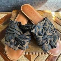 1. State Neutral Brown Leopard Print Leather Slip On Slide Sandals Size 8