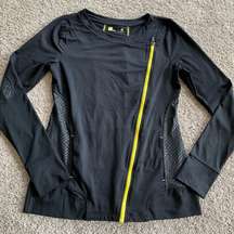 Xersion women’s small black athletic jacket