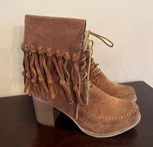Sbicca Lace up Wagon Fringe booties size 8.5 leather brown block heel