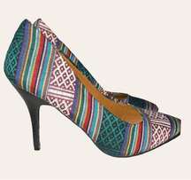 Rampage Aztec/ tribal design 4 1/2” heels!