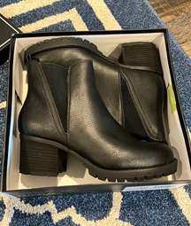 Black  Chelsea Boots