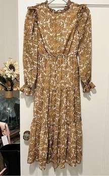 Moon River Golden Cream High neck Long Sleeve Paisley Floral Print MIDI Dress XS