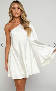 KARLA MINI DRESS - ONE SHOULDER LONG SLEEVE DRESS IN PEARL