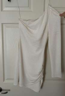 Size XS White Shimmering One Shoulder Dress