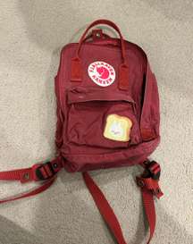 Fjallraven Kanken Mini Backpack