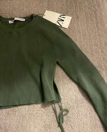 Green Crop Top Sweater 