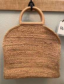 Shiraleah Chicago Jute Tote w/ wood Handle