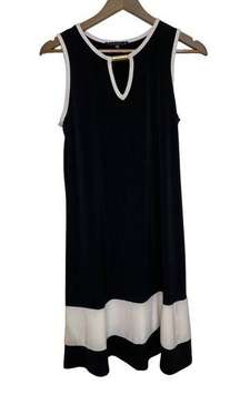 Tiana B Black and White Sleeveless Maxi Dress, Size 10