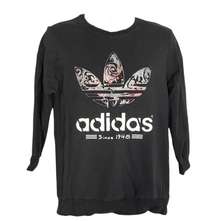 Adidas Black Metallic extra Large Graphic Logo fitness Sweater 

size Large