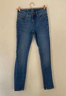G.H bass and co high rise jeans size 0