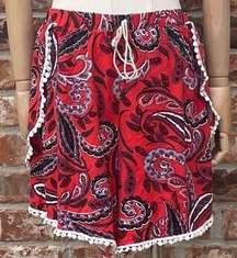 plus size red paisley print shorts w/ hanging ball tassels / 3X / EUC