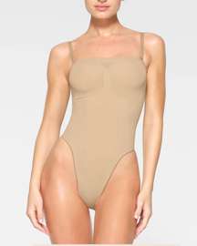 STRAPLESS THONG BODYSUIT