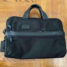 TUMI ALPHA EXPANDABLE LAPTOP BRIEFCASE