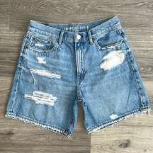 American Eagle 90s Boyfriend Shorts Size 8 Light Blue Denim Distressed 7" Inseam