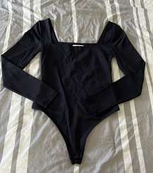 Babaton Contour Longsleeve Bodysuit