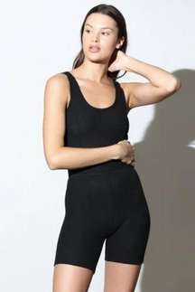 - NWT Twenty Montreal‎ Everest Thermal Tank Bodysuit