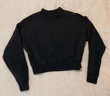 Black Cropped Pull Over