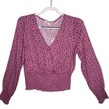 Daisy & Delilah Pink Cropped V Neck Smocked Blouse Size M