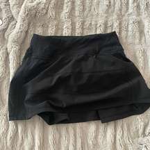 Black Pace Rival Lululemon skirt. size 0, 12 inch inseam.