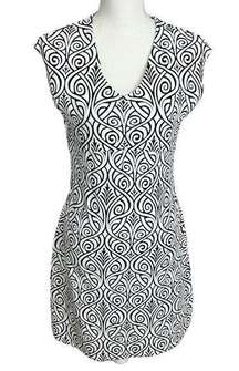 Size S Daring Dress White Black Swirl V Neck Ruched Empire Waist