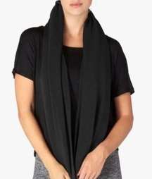 Beyond Yoga Pocket Infinity Scarf New NWT Black