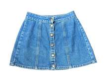 457-BRANDY MELVILLE Mini Button Front Denim Skirt