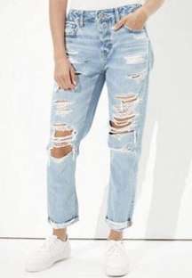 American eagle tomgirl light wash ripped distressed jeans size 14 long