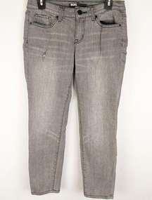 3 for $25 Urban Outfitters Grazer Cigarette Ankle Jeans 28