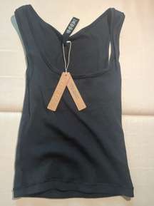 NWT  cotton ribbed tank