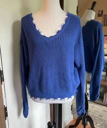 Moon & Madison Medium Blue Sweater 