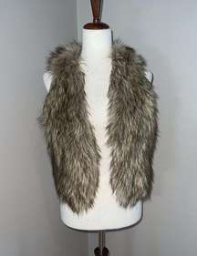 Funky American Eagle Faux Fur Vest!