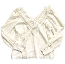 Vintage 70’s Jessica’s Gunnies Gunne Sax Ivory Lace Pearl Blouse