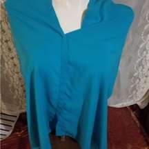 NIKE size small dry fit turquoise topbust 36 inches length 25 “short sleeve