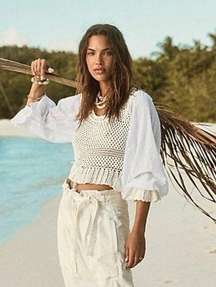 NWT  - Megan Crochet Knit Ivory Top XS Boho Peasant Festival Blouse