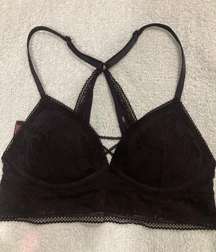 VICTORIAS SECRET LACEY BRALETTE *S/P*