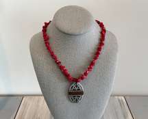 Fabulous Beaded  Necklace Red Stone Chips Silver Pendant