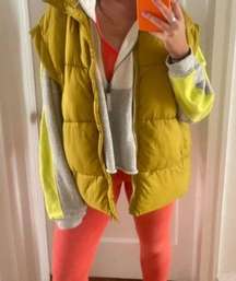 FREE PEOPLE Movement In a Bubble Oversize Puffer Vest in Sulfur Springs X-Small