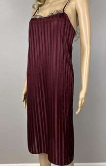 Vintage Petra Fashions Size Medium Chemise Shimmer Stripes Burgundy Nighty Dress