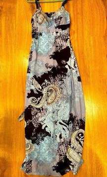 Essential by Milano Maxi Drees size small