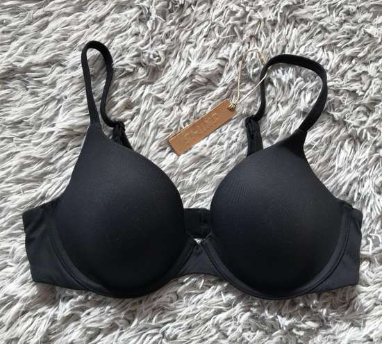 SKIMS Fits Everybody T-Shirt Bra in Onyx 34B Size 34 B - $50 New With Tags  - From Matilda
