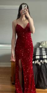 Berlinnova sparkly red prom dress