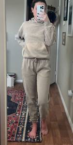 Aritzia Tna Joggers