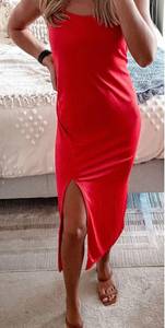 Boutique  Red Midi Dress With Slit