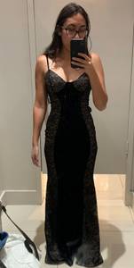 Windsor NWT  Velvet Lace Mermaid Formal Dress Size XS