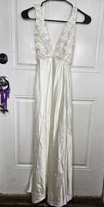 NWT Flora By  Ivory Satin Floral Top Bridal Nightgown Medium