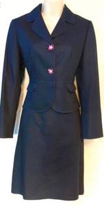 NWOT  skirt suit. Sz 4P. Mint!