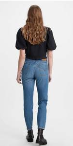 Levi’s Wedgie Straight Jeans