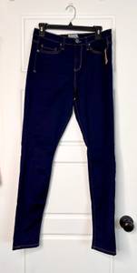 Mudd NWT  Juniors Slim Super Soft Stretch High Rise Jegging Jeans Blue sz 11